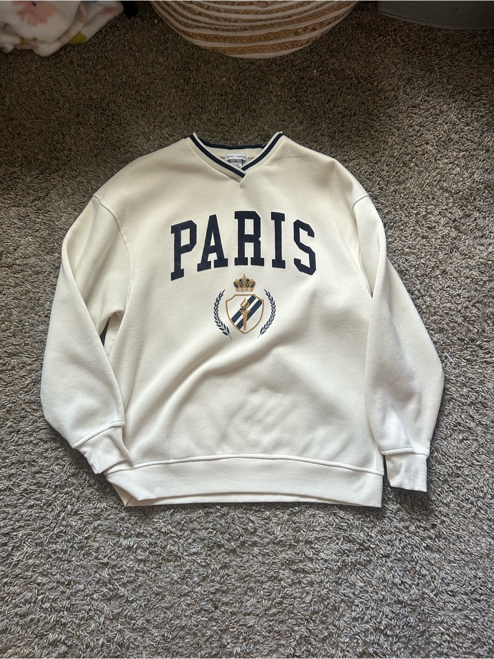 Paris Crest Crewneck Sweater - Cream/Navy